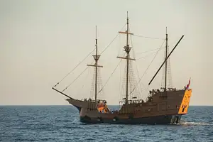 Game of Thrones Style Cruise and Dubrovnik Walking Tour | Guided Tour