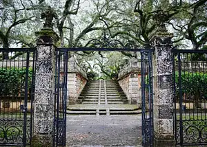 Vizcaya Museum and Gardens Entry with Roundtrip Transportation in Miami